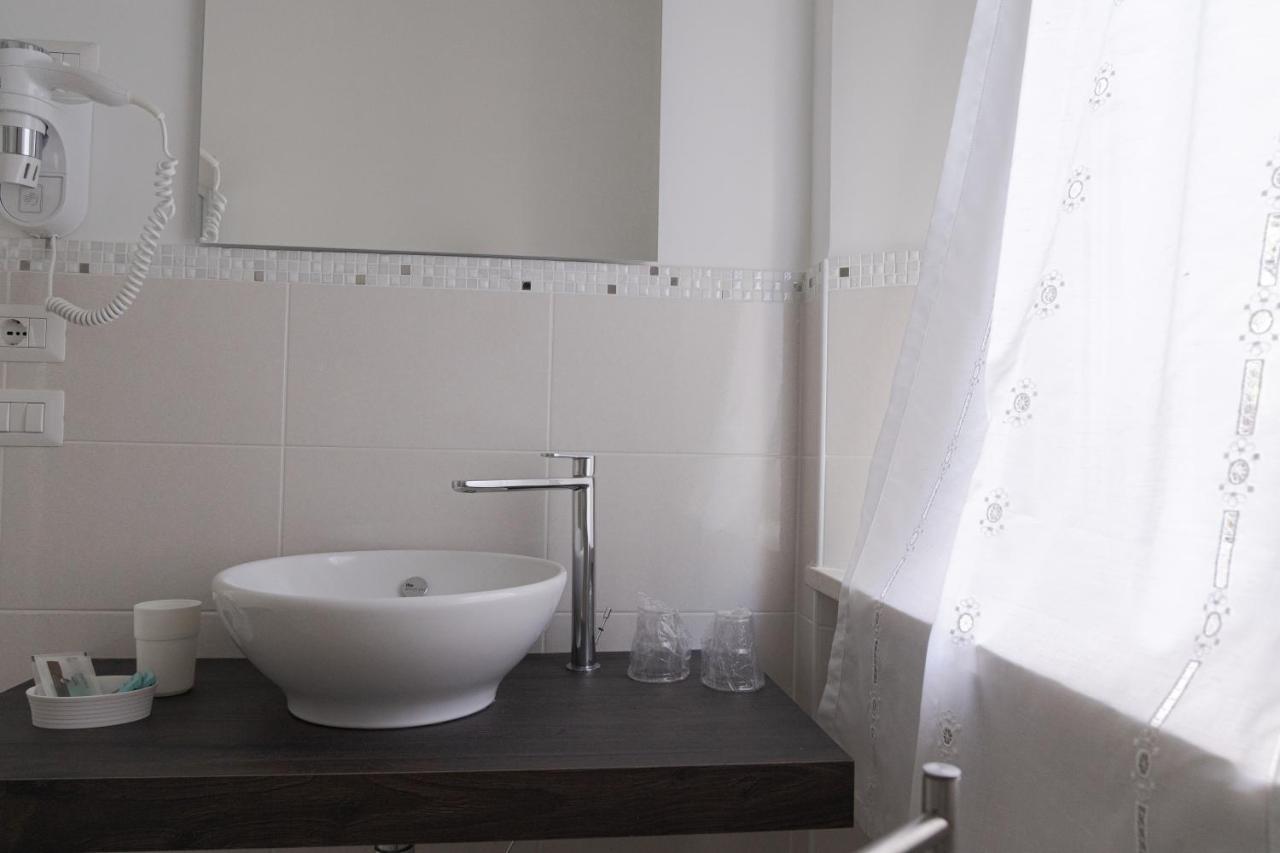 Amare Sirolo Bed & Breakfast Bagian luar foto