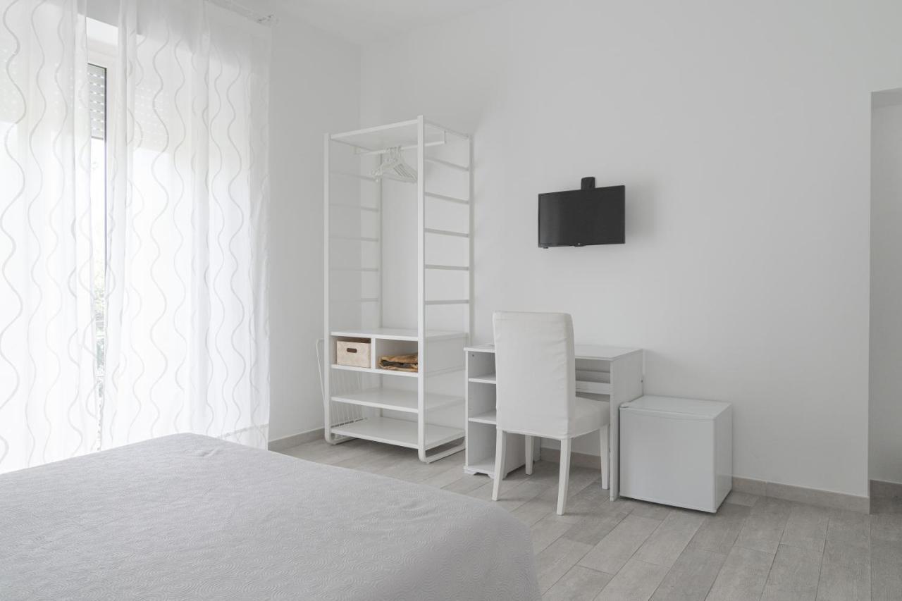 Amare Sirolo Bed & Breakfast Bagian luar foto